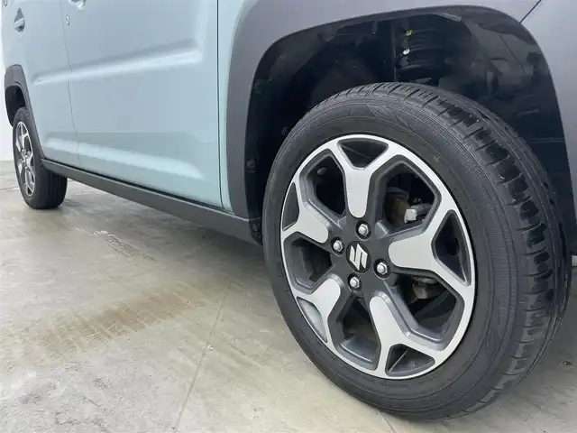 スズキ ハスラー HYBRID X 岡山県 2022(令4)年 2.5万km オフブルーM ワンオーナー		/純正メモリナビゲーション		/【フルセグ/Bluetooth/DVD/MSV】	/スズキセーフティーサポート/・デュアルセンサーブレーキサポート/・ハイビームアシスト/・車線逸脱警報機能/・誤発進抑制機能/・ふらつき警報機能/・先行車発進お知らせ機能/・後退時ブレーキサポート/・後方誤発進抑制機能/・標識認識機能	/バックカメラ	/純正15inアルミホイール+サマータイヤ：装着			/レーダークルーズコントロール		/ビルトインETC		/LEDヘッドライト（AUTO機能付き）		/前席シートヒーター			/純正ドライブレコーダー			/スマートキー		/ステアリングスイッチ		/プッシュスタート		/コーナーセンサー(後ろのみ)				/フロアマット/新車保証書/取扱説明書/スペアキー×１