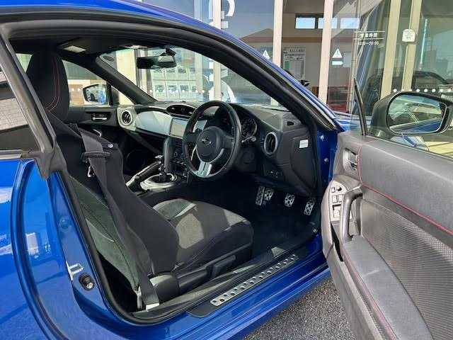 スバル ＢＲＺ S 埼玉県 2013(平25)年 7.5万km WRブルーマイカ STMSマフラー/純正マフラー積み込み/RAYSアルミホイール/デュアルエアコン/VSCスポーツ/SDナビ/バックカメラ/ETC/Bluetooth/フルセグTV/オートライト
