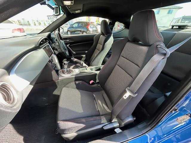 スバル ＢＲＺ S 埼玉県 2013(平25)年 7.5万km WRブルーマイカ STMSマフラー/純正マフラー積み込み/RAYSアルミホイール/デュアルエアコン/VSCスポーツ/SDナビ/バックカメラ/ETC/Bluetooth/フルセグTV/オートライト