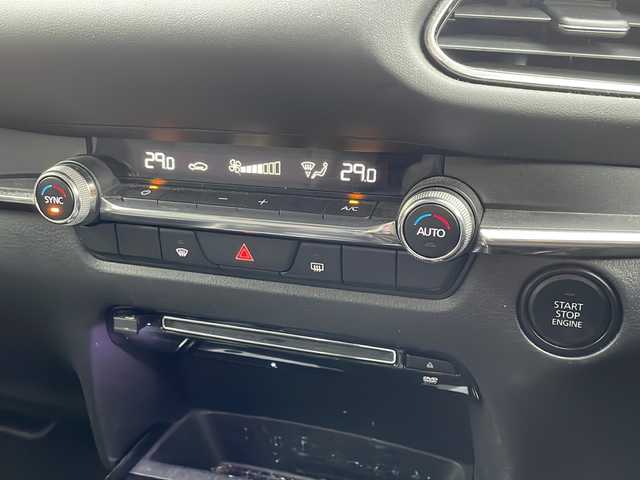 マツダ ＣＸ－３０ 20S プロアクティブ 新潟県 2021(令3)年 7.6万km ポリメタルグレーM ワンオーナー/純正ナビ/(AM/FM/CD/DVD/Bluetooth)/フルセグTV/テレビキャンセラー/衝突軽減ブレーキ/レーンキープアシスト/レーダークルーズコントロール/ブラインドスポットモニター/コーナーセンサー/ヘッドアップディスプレイ/電子パーキングブレーキ/ブレーキホールド/電動リアゲート/コーナーセンサー/ビルトインETC/オートエアコン/オートライト/純正フロアマット/スマートキー/プッシュスタート/取扱説明書/保証書