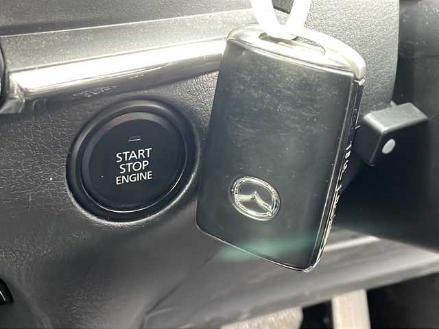 マツダ ＣＸ－３０ 20S プロアクティブ 新潟県 2021(令3)年 7.6万km ポリメタルグレーM ワンオーナー/純正ナビ/(AM/FM/CD/DVD/Bluetooth)/フルセグTV/テレビキャンセラー/衝突軽減ブレーキ/レーンキープアシスト/レーダークルーズコントロール/ブラインドスポットモニター/コーナーセンサー/ヘッドアップディスプレイ/電子パーキングブレーキ/ブレーキホールド/電動リアゲート/コーナーセンサー/ビルトインETC/オートエアコン/オートライト/純正フロアマット/スマートキー/プッシュスタート/取扱説明書/保証書