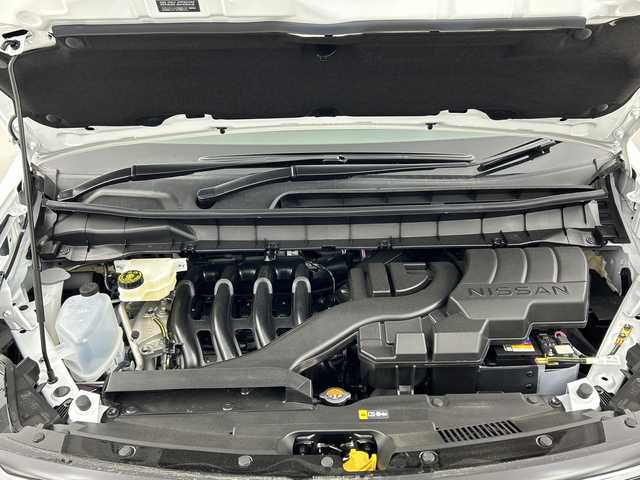 日産 セレナ ハイウェイスター V 福島県 2025(令7)年 0.1千km プリズムホワイト /4WD//プロパイロット//アラウンドビューモニター//エマージェンシーブレーキ//車線逸脱支援システム//ブラインドスポットモニター//コーナーセンサー//デジタルインナーミラー//純正ナビ/・BT.USB.スマホ連携/・フルセグTV//両側パワースライドドア/・ハンズフリースライドドア//電動リアゲート//前席シートヒーター//パドルシフト//ステアリングスイッチ//ビルトインETC2.0//ドライブレコーダー（FR）//プッシュスタート//スマートキー×2//電動パーキングブレーキ//置くだけ充電//LEDヘッドライト//純正16インチAW