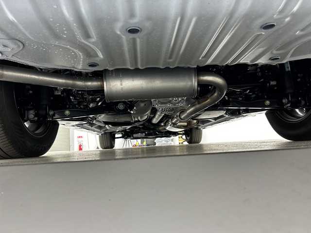 日産 セレナ ハイウェイスター V 福島県 2025(令7)年 0.1千km プリズムホワイト /4WD//プロパイロット//アラウンドビューモニター//エマージェンシーブレーキ//車線逸脱支援システム//ブラインドスポットモニター//コーナーセンサー//デジタルインナーミラー//純正ナビ/・BT.USB.スマホ連携/・フルセグTV//両側パワースライドドア/・ハンズフリースライドドア//電動リアゲート//前席シートヒーター//パドルシフト//ステアリングスイッチ//ビルトインETC2.0//ドライブレコーダー（FR）//プッシュスタート//スマートキー×2//電動パーキングブレーキ//置くだけ充電//LEDヘッドライト//純正16インチAW