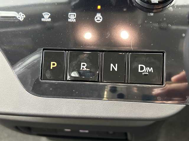 日産 セレナ ハイウェイスター V 福島県 2025(令7)年 0.1千km プリズムホワイト /4WD//プロパイロット//アラウンドビューモニター//エマージェンシーブレーキ//車線逸脱支援システム//ブラインドスポットモニター//コーナーセンサー//デジタルインナーミラー//純正ナビ/・BT.USB.スマホ連携/・フルセグTV//両側パワースライドドア/・ハンズフリースライドドア//電動リアゲート//前席シートヒーター//パドルシフト//ステアリングスイッチ//ビルトインETC2.0//ドライブレコーダー（FR）//プッシュスタート//スマートキー×2//電動パーキングブレーキ//置くだけ充電//LEDヘッドライト//純正16インチAW