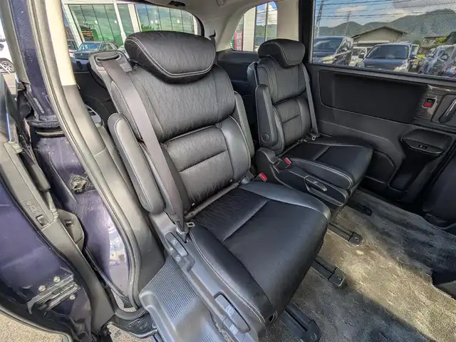 ホンダ オデッセイ アブソルート EX 福井県 2013(平25)年 9.4万km グラマラスモーブP 純正ナビ/フルセグテレビ/バックカメラ/両側パワースライドドア/ブラインドスポットモニター/クルーズコントロール/横滑り防止装置/アイドリングストップ/レーンキープアシスト/盗難防止装置/前後コーナーセンサー/ETC/純正フロアマット/エンジンスタートボタン/ハーフレザーシート/ダブル＋サイドエアバッグ/カーテンエアバッグ/LEDヘッドライト/純正18インチAW/スマートキー