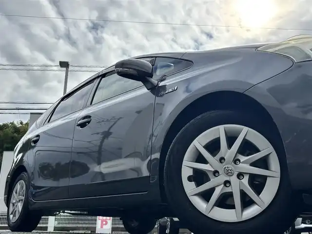 トヨタ プリウス α S 熊本県 2013(平25)年 7.9万km グレーメタリック アルパイン9型ナビ（EX009V)/【フルセグTV/CD/DVD/Bluetooth】/バックカメラ/純正16インチAW/ビルトインETC/プッシュスタート/スマートキー/ウィンカーミラー/オートライト/カーテンエアバック/純正フロアマット/保証書/取扱説明書