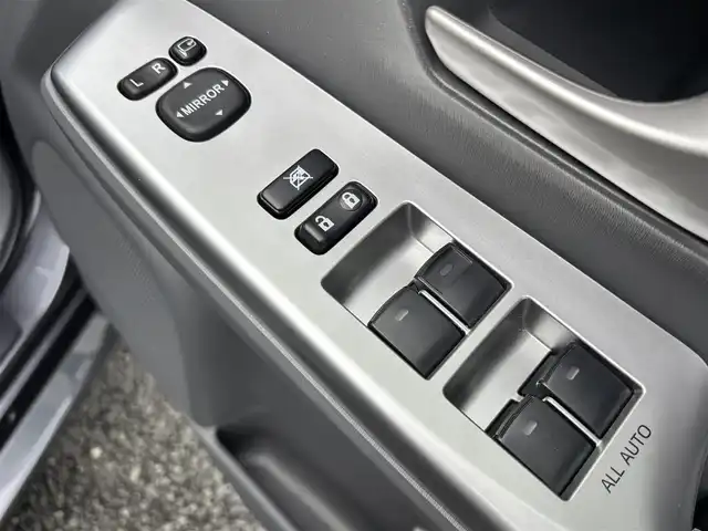 トヨタ プリウス α S 熊本県 2013(平25)年 7.9万km グレーメタリック アルパイン9型ナビ（EX009V)/【フルセグTV/CD/DVD/Bluetooth】/バックカメラ/純正16インチAW/ビルトインETC/プッシュスタート/スマートキー/ウィンカーミラー/オートライト/カーテンエアバック/純正フロアマット/保証書/取扱説明書