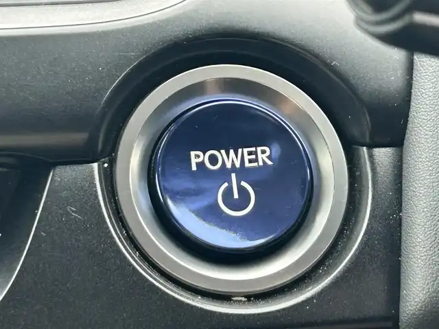 レクサス ＵＸ 250h バージョンC 栃木県 2020(令2)年 5.2万km グラファイトブラックガラスフレーク レクサスセーフティシステムプラス/三眼LEDヘッドライト/純正ナビ/フルセグTV/DVD/Bluetooth/USB/パノラミックビューモニター/ビルトインETC/ドライブレコーダー/L_texコバルトシート/前席パワーシート/前席シートヒーター/パワーバックドア/レーダークルーズコントロール/プッシュスタート/ステアリングリモコン/LEDフォグランプ/純正17インチAW/アイドリングストップ/横滑り防止装置/ハンドルヒーター/電動格納ミラー/クリアランスソナー