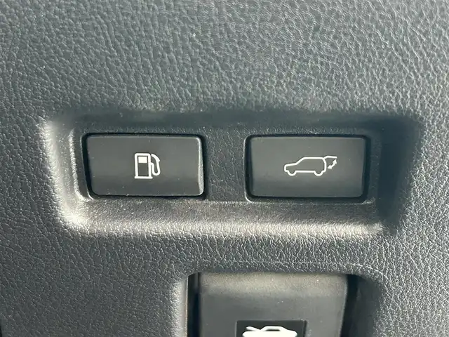 レクサス ＵＸ 250h バージョンC 栃木県 2020(令2)年 5.2万km グラファイトブラックガラスフレーク レクサスセーフティシステムプラス/三眼LEDヘッドライト/純正ナビ/フルセグTV/DVD/Bluetooth/USB/パノラミックビューモニター/ビルトインETC/ドライブレコーダー/L_texコバルトシート/前席パワーシート/前席シートヒーター/パワーバックドア/レーダークルーズコントロール/プッシュスタート/ステアリングリモコン/LEDフォグランプ/純正17インチAW/アイドリングストップ/横滑り防止装置/ハンドルヒーター/電動格納ミラー/クリアランスソナー