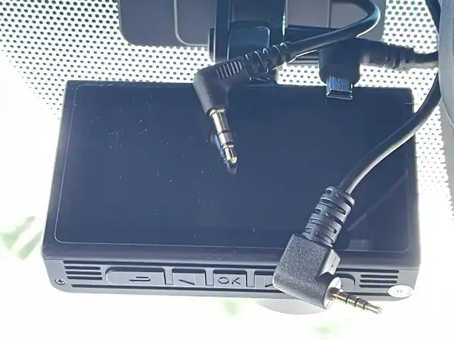 トヨタ アルファード S タイプゴールド 愛知県 2021(令3)年 3.7万km ホワイトパールクリスタルシャイン スマートキー/プッシュスタート/ツインサンルーフ /純正ディスプレイオーディオナビ/フルセグTV/BT/DVDデッキ/バックカメラ/純正フリップダウンモニター/ビルトインETC/純正18インチAW/両側パワースライドドア /パワーバックドア/トヨタセーフティセンス/レーダークルーズコントロール/クリアランスソナー/前後ドライブレコーダー/ハーフレザーシート/オットマン/取説、保証書/スペアキー