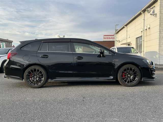 スバル レヴォーグ 1．6GT－S アイサイト 広島県 2017(平29)年 10.9万km クリスタルブラックシリカ STiパフォーマンスパッケージ/・STiフルエアロ（F・S・R）/・STiスカートリップ/・STiフレキシブルドロースティフナー/・STiフレキシブルタワーバー/レッドキャリパー/柿本改マフラー/WedsSport18インチAW/ビルシュタインダンパー/ワンオーナー/carrozzeriaナビ（CD/DVD/フルセグTV/Bluetooth）/バックカメラ/ETC/シートヒーター/パワーシート/衝突被害軽減ブレーキ/車線逸脱警報/ブラインドスポットモニター/レーダークルーズコントロール/コーナーセンサー