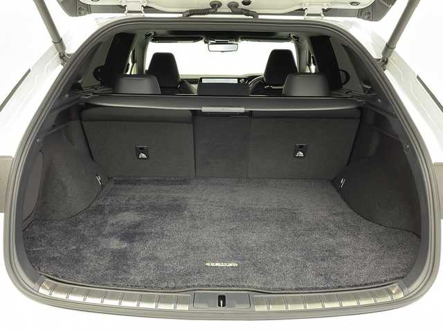 レクサス ＲＸ 500h Fスポーツパフォーマンス 茨城県 2023(令5)年 0.6万km ホワイトノーヴァガラスフレーク １４インチ純正ディスプレイオーディオ　全周囲モニター　ＥＴＣ２．０　パノラマルーフ　追従クルコン　シートエアコン　置くだけ充電　ＢＳＭ　ＨＵＤ　ステアリングヒーター　ＬＥＤライト　コーナーセンサー