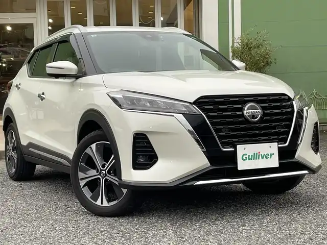 日産 キックス X 埼玉県 2021(令3)年 1.3万km ブリリアントホワイトパール ワンオーナー/プロパイロット/アラウンドビューモニター/日産純正ディスプレイオーディオ/・BT/USB/Apple Car Play/ディスプレイ連動ドライブレコーダー/ハーフレザーシート/LEDヘッドライト/クリアランスソナー/純正17インチアルミ/ビルトインETC/衝突軽減ブレーキ/プッシュスタート/スマートキー/保証書付整備手帳/取扱説明書