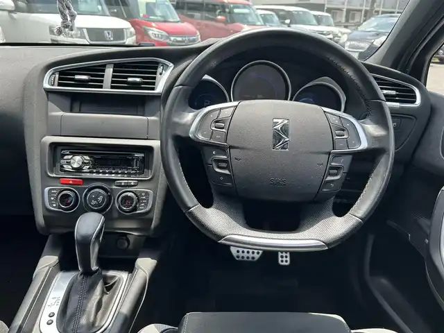 ＤＳオートモビル ＤＳ４ クロスバック 愛知県 2016(平28)年 7.1万km ブランナクレ 純正17インチAW/LEDヘッドライト/フォグランプ/CDラジオオーディオ/ドライブレコーダー/ETC/ハーフレザーシート/ルーフレール/スマートキー/スペアタイヤ