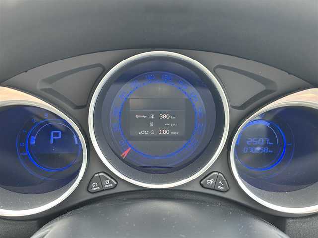 ＤＳオートモビル ＤＳ４ クロスバック 愛知県 2016(平28)年 7.1万km ブランナクレ 純正17インチAW/LEDヘッドライト/フォグランプ/CDラジオオーディオ/ドライブレコーダー/ETC/ハーフレザーシート/ルーフレール/スマートキー/スペアタイヤ