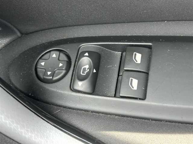 ＤＳオートモビル ＤＳ４ クロスバック 愛知県 2016(平28)年 7.1万km ブランナクレ 純正17インチAW/LEDヘッドライト/フォグランプ/CDラジオオーディオ/ドライブレコーダー/ETC/ハーフレザーシート/ルーフレール/スマートキー/スペアタイヤ