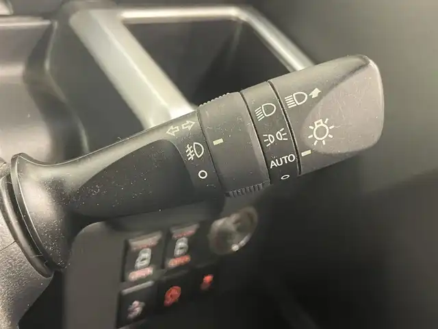 ダイハツ ウェイク 岡山県 2017(平29)年 3.9万km オフビートカーキM 社外ナビ/フルセグtv/両側パワースライド/コーナーセンサー/プリクラッシュセーフティ