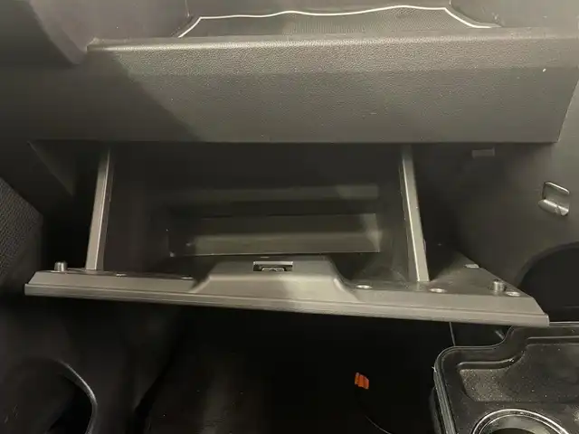 ダイハツ ウェイク 岡山県 2017(平29)年 3.9万km オフビートカーキM 社外ナビ/フルセグtv/両側パワースライド/コーナーセンサー/プリクラッシュセーフティ