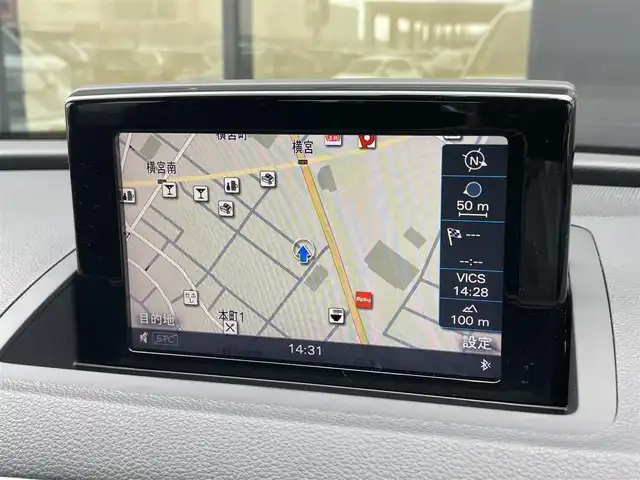 アウディ Ｑ３ 2．0 TFSI クワトロ 211PS 石川県 2015(平27)年 2.7万km 白 純正18incAW/純正HDDナビ/バックカメラ/前後ソナー/ドライブレコーダー(全方位型)/キーレスエントリー/エンジンスタートボタン/オートライト/HIDヘッドライト/フォグランプ(前後)/トノカバー/ドアバイザー/ETC