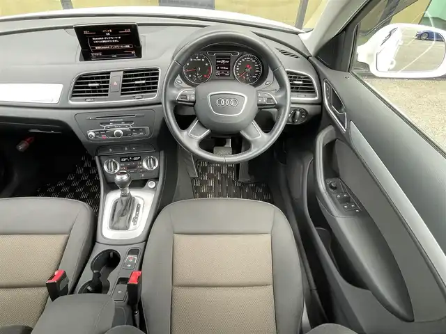 アウディ Ｑ３ 2．0 TFSI クワトロ 211PS 石川県 2015(平27)年 2.7万km 白 純正18incAW/純正HDDナビ/バックカメラ/前後ソナー/ドライブレコーダー(全方位型)/キーレスエントリー/エンジンスタートボタン/オートライト/HIDヘッドライト/フォグランプ(前後)/トノカバー/ドアバイザー/ETC