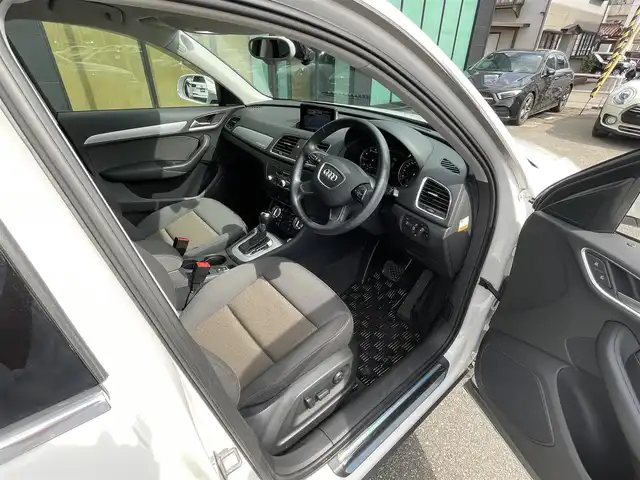 アウディ Ｑ３ 2．0 TFSI クワトロ 211PS 石川県 2015(平27)年 2.7万km 白 純正18incAW/純正HDDナビ/バックカメラ/前後ソナー/ドライブレコーダー(全方位型)/キーレスエントリー/エンジンスタートボタン/オートライト/HIDヘッドライト/フォグランプ(前後)/トノカバー/ドアバイザー/ETC