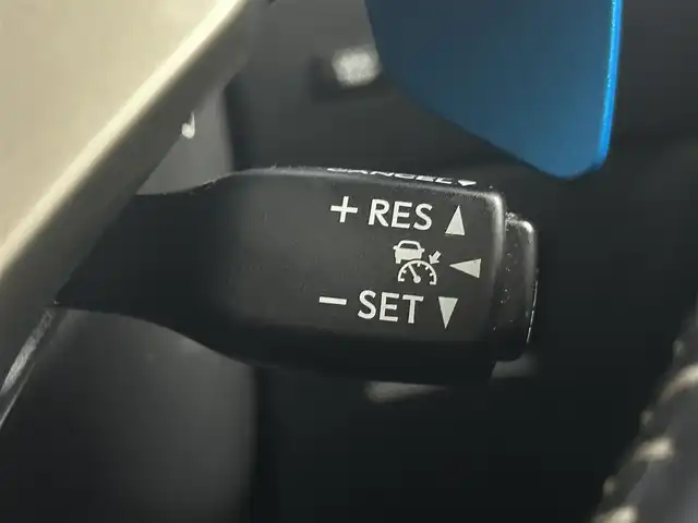 レクサス ＮＸ 300h バージョンL 埼玉県 2014(平26)年 7.8万km ソニッククォーツ パノラマムーンルーフ モデリスタ　3眼ヘッドライト　純正ナビ Bluetooth CD/DVD 電動リアゲート 電動格納シート 温シート 冷シート レザーシート レーダークルーズコントロール コーナーセンサー スペアキー HUD