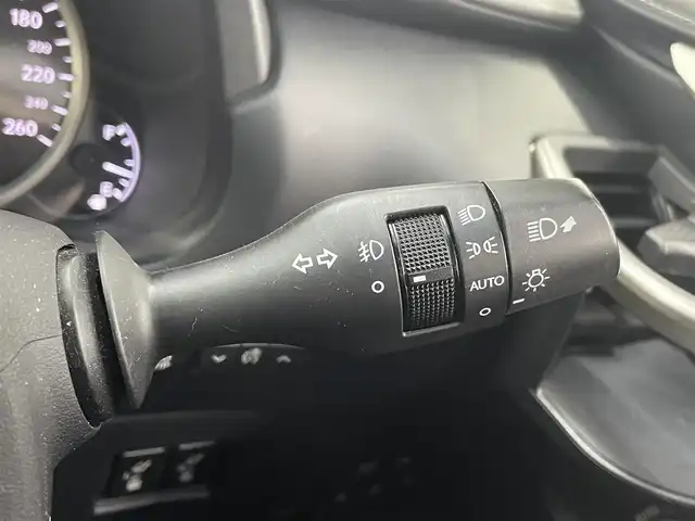 レクサス ＮＸ 300h バージョンL 埼玉県 2014(平26)年 7.8万km ソニッククォーツ パノラマムーンルーフ モデリスタ　3眼ヘッドライト　純正ナビ Bluetooth CD/DVD 電動リアゲート 電動格納シート 温シート 冷シート レザーシート レーダークルーズコントロール コーナーセンサー スペアキー HUD