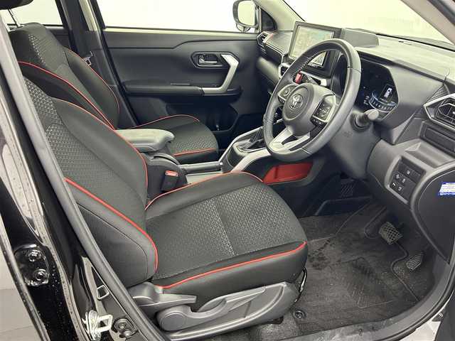 トヨタ ライズ Z 熊本県 2021(令3)年 3.9万km ブラックマイカメタリック 社外ナビ/バックカメラ/スマートアシスト/・衝突軽減ブレーキ/・先行車発進お知らせ/・車線逸脱警報/・オートハイビーム/・標識認識/・誤発進抑制機能/・ふらつき警報/前後ドライブレコーダー/シートヒーター/スペアキー/ステアリングスイッチ