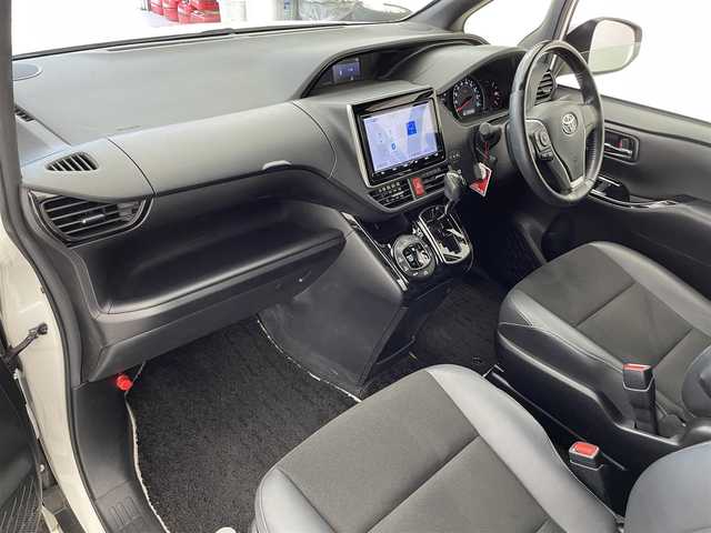 トヨタ ノア Si ダブルバイビーⅢ 滋賀県 2020(令2)年 4.6万km ホワイトパールクリスタルシャイン 純正9インチナビ/・フルセグTV/・Bluetooth/・CD/・DVD/バックカメラ/クルーズコントロール/前後ドライブレコーダー/両側パワースライドドア/ハーフレザーシート/ETC/オートライト/オートハイビーム/ＬＥＤヘッドライト/ＭＴモード付ＡＴ