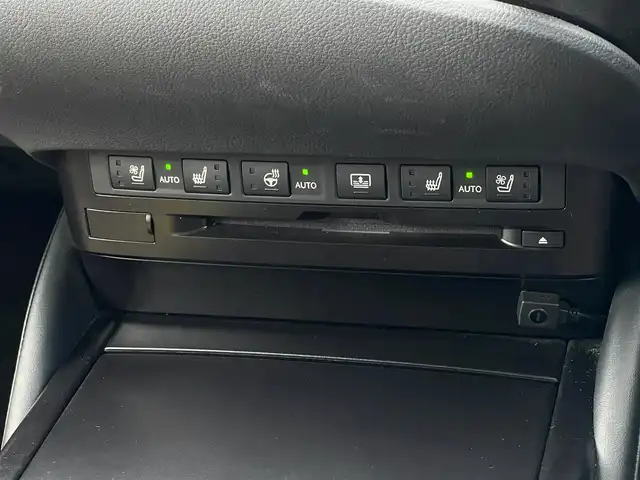 レクサス ＥＳ 300h 山梨県 2019(令1)年 4万km ソニッククォーツ 純正メモリナビ/フルセグ/Bluetooth/バックカメラ/三眼LED/SR/プリクラッシュ/レーダークルーズコントロール/LKA/BSM/ベージュ革/シートヒーター /ベンチレーション/リアサンシェード/ETC2.0/純正18インチAW