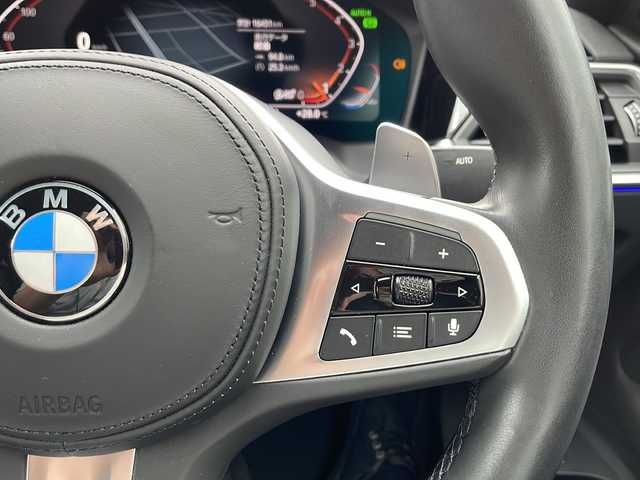 ＢＭＷ ＢＭＷ ４２０ｉ クーペ Mスポーツ 宮崎県 2023(令5)年 1.7万km サファイアブラックP 純正ＨＤＤナビ、Ｂｌｕｅｔｏｏｔｈ接続、全方位カメラ、運転席助手席パワーシート、ＢＳＭ、コーナーセンサー、ワイヤレス充電、衝突被害軽減システム、純正アルミホイール１８インチ、ＥＴＣ、純正フロアマット　パワーバックドア　取扱説明書