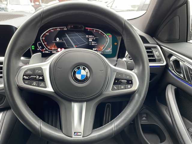 ＢＭＷ ＢＭＷ ４２０ｉ クーペ Mスポーツ 宮崎県 2023(令5)年 1.7万km サファイアブラックP 純正ＨＤＤナビ、Ｂｌｕｅｔｏｏｔｈ接続、全方位カメラ、運転席助手席パワーシート、ＢＳＭ、コーナーセンサー、ワイヤレス充電、衝突被害軽減システム、純正アルミホイール１８インチ、ＥＴＣ、純正フロアマット　パワーバックドア　取扱説明書