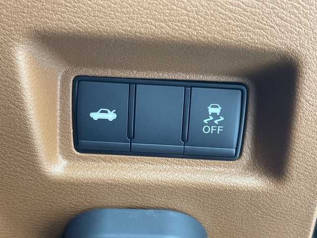 日産 スカイライン 400R 愛知県 2023(令5)年 1.2万km ＤグリーンＭ 法人ワンオーナー/カラーコードDAP ミッドナイトパープル（RM）/８インチ＆７インチツインディスプレイ純正ナビ/・フルセグ/・CD/DVD/・Bluetooth/・USB・AUX/インテリジェントアラウンドビューモニター/純正ドライブレコーダー/ビルトインETC/BOSEサウンドシステム/インテリジェントエマージェンシーブレーキ/後側方衝突防止支援システム/車線逸脱防止支援システム/インテリジェントクルーズコントロール/ハイビームアシスト・アクティブAFS/パーソナルドライビングポジションメモリーシステム/運転席・助手席パワーシート/シートヒーター/ウェッズスポーツアルミホイール