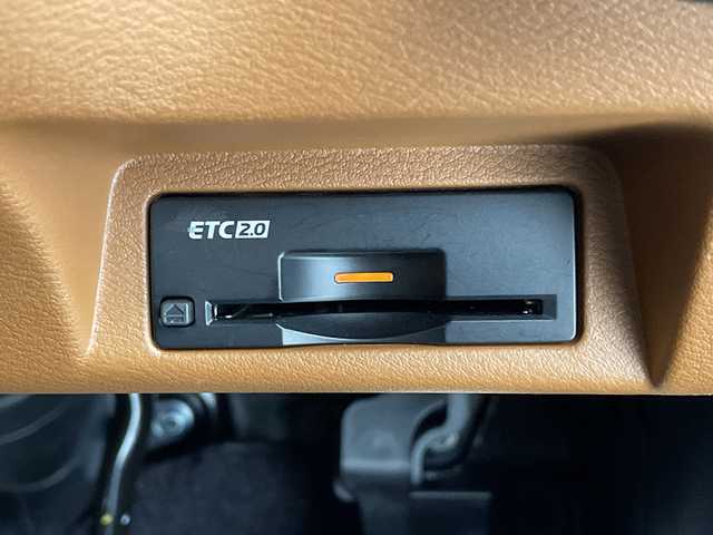 日産 スカイライン 400R 愛知県 2023(令5)年 1.2万km ＤグリーンＭ 法人ワンオーナー/カラーコードDAP ミッドナイトパープル（RM）/８インチ＆７インチツインディスプレイ純正ナビ/・フルセグ/・CD/DVD/・Bluetooth/・USB・AUX/インテリジェントアラウンドビューモニター/純正ドライブレコーダー/ビルトインETC/BOSEサウンドシステム/インテリジェントエマージェンシーブレーキ/後側方衝突防止支援システム/車線逸脱防止支援システム/インテリジェントクルーズコントロール/ハイビームアシスト・アクティブAFS/パーソナルドライビングポジションメモリーシステム/運転席・助手席パワーシート/シートヒーター/ウェッズスポーツアルミホイール