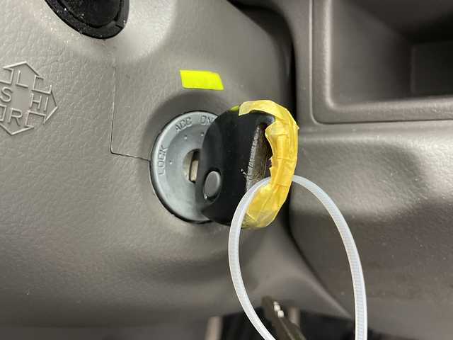 スズキ エブリイ JOINターボ 長野県 2021(令3)年 2.1万km シルキーシルバーメタリック デュアルカメラブレーキサポート/インタークーラーターボ/社外オーディオ/パートタイム４WD/リアヒーター/パーキングアシスト/電動格納ミラー/冬タイヤ積み込み/社外フロアマット（ゴム）/ドアバイザー/スペアーキー/キセノンライト