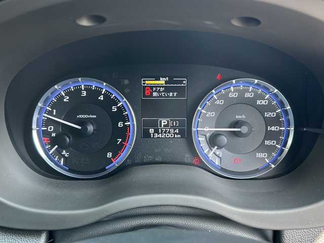 スバル レヴォーグ 1．6GT 岐阜県 2014(平26)年 13.5万km クリスタルブラックシリカ /社外カロッツェリア7インチSDナビ/(ワンセグTV/FM/AM/AUX)//バックカメラ//ドラレコ前//ビルトインETC//クルーズコントロール//インテリジェントドライブモード//パドルシフト//雨天感知式ワイパー//純正AW17インチスタッドレスタイヤ×4//ステアリングスイッチ//アイドリングストップ//スマートキー//スペアキー×1//HDMI//取説//保証書