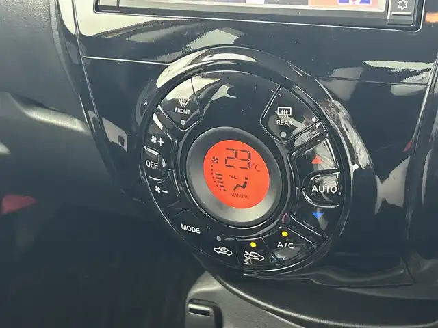 日産 ノート e－パワー X 熊本県 2017(平29)年 6.3万km ギャラクシーゴールド 純正ナビMJ116D-W/・フルセグテレビ/・Bluetooth/・CD/・ＡＭ／ＦＭ/・AUX/・ipod/バックカメラ/純正前方ドライブレコーダー/ETC/衝突軽減ブレーキ/レーンキープアシスト/横滑り防止/電動格納ミラー/純正フロアマット/オートライト/LEDヘッドライト/スマートキー/プッシュスタート/取扱説明書