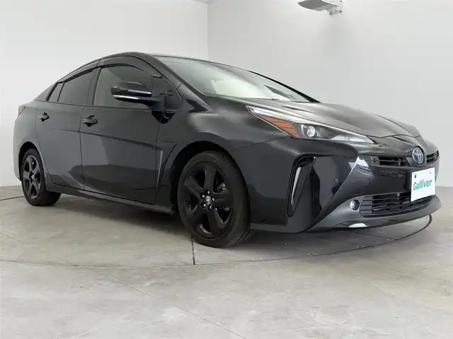 トヨタ プリウス S ツーリングセレ ブラックED 愛知県 2022(令4)年 4.7万km プレシャスブラックパール トヨタセーフティセンス/　・プリクラッシュセーフティ/　・レーンキープアシスト/　・レーダークルーズコントロール/純正8型ナビ付ディスプレイオーディオ/BT/AppleCarPlay/AndroidAuto/バックカメラ/ETC/レザーシート/革巻きステアリング/ステアリングリモコン/フォグランプ/コーナーセンサー/シートヒーター/LEDヘッドライト/純正17インチAW