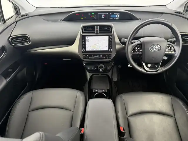 トヨタ プリウス S ツーリングセレ ブラックED 愛知県 2022(令4)年 4.7万km プレシャスブラックパール トヨタセーフティセンス/　・プリクラッシュセーフティ/　・レーンキープアシスト/　・レーダークルーズコントロール/純正8型ナビ付ディスプレイオーディオ/BT/AppleCarPlay/AndroidAuto/バックカメラ/ETC/レザーシート/革巻きステアリング/ステアリングリモコン/フォグランプ/コーナーセンサー/シートヒーター/LEDヘッドライト/純正17インチAW