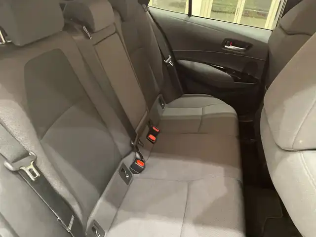 トヨタ カローラツーリング S 埼玉県 2019(令1)年 1.6万km ホワイトパールクリスタルシャイン トヨタセーフティーセンス　/ディスプレイオーディオ/　　BT/Apple Carplay　/バックカメラ　/レーダークルーズコントロール　/LEDオートライト　/純正16インチアルミホイール　/電子パーキング　/ステアリングスイッチ　/純正ETC