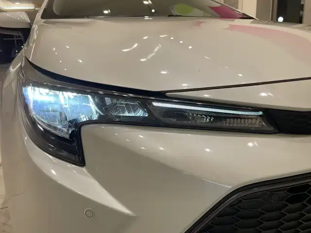 トヨタ カローラツーリング S 埼玉県 2019(令1)年 1.6万km ホワイトパールクリスタルシャイン トヨタセーフティーセンス　/ディスプレイオーディオ/　　BT/Apple Carplay　/バックカメラ　/レーダークルーズコントロール　/LEDオートライト　/純正16インチアルミホイール　/電子パーキング　/ステアリングスイッチ　/純正ETC