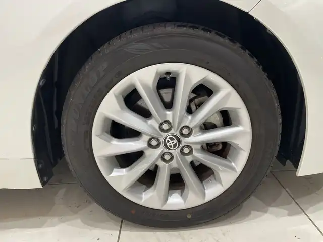トヨタ カローラツーリング S 埼玉県 2019(令1)年 1.6万km ホワイトパールクリスタルシャイン トヨタセーフティーセンス　/ディスプレイオーディオ/　　BT/Apple Carplay　/バックカメラ　/レーダークルーズコントロール　/LEDオートライト　/純正16インチアルミホイール　/電子パーキング　/ステアリングスイッチ　/純正ETC