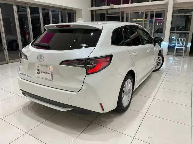 トヨタ カローラツーリング S 埼玉県 2019(令1)年 1.6万km ホワイトパールクリスタルシャイン トヨタセーフティーセンス　/ディスプレイオーディオ/　　BT/Apple Carplay　/バックカメラ　/レーダークルーズコントロール　/LEDオートライト　/純正16インチアルミホイール　/電子パーキング　/ステアリングスイッチ　/純正ETC