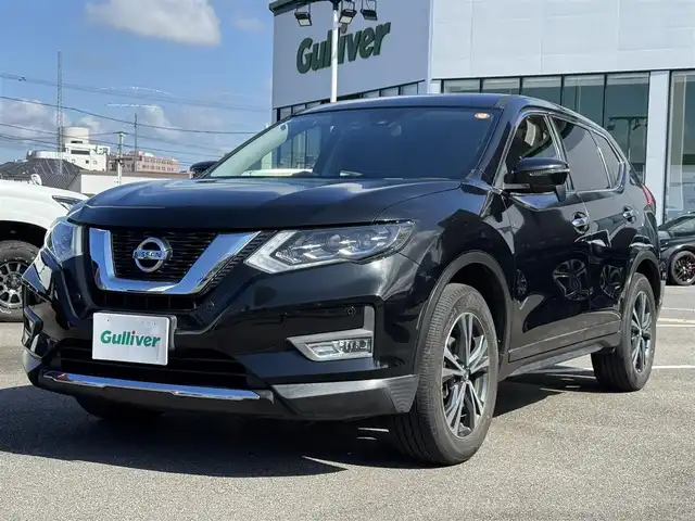 日産 エクストレイル 20X 長崎県 2018(平30)年 10.7万km ダイヤモンドブラック ワンオーナー/純正SDナビ(FM/AM/BT/ワンセグ/CD/DVD)/プッシュスタート/スマートキー/ステアリングスイッチ/パートタイム4WD/ビルトインETC/純正ドラレコ/純正フロアマット/純正18インチアルミホイール/バックカメラ/アイドリングストップ/パワーバックドア/ABS/横滑り防止装置/前後コーナーセンサー/オートライト/ヒルディセントコントロール/LEDヘッドライト/SRSダブルエアバッグ/ISOFIX/車両取扱説明書/ナビ取扱説明書/ドラレコ取扱説明書/保証書/スペアキー1本