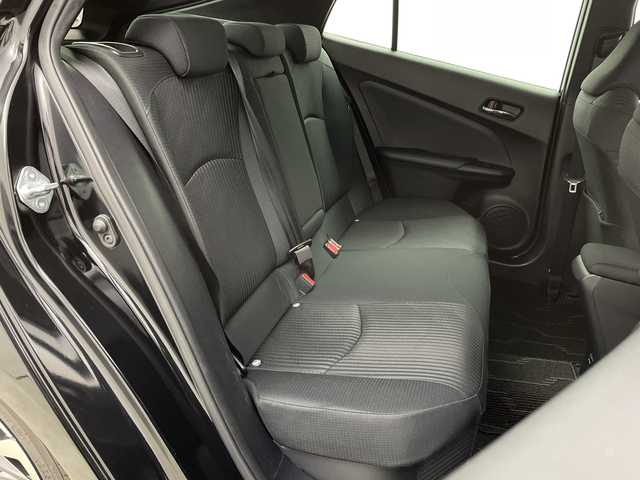 トヨタ プリウス A 新潟県 2019(令1)年 7万km 黒 純正ナビ/CD/DVD/BT/フルセグ/バックカメラ/LEDヘッドライト/デジタルインナーミラー/ステアリングスイッチ/純正エンジンスターター/BSM/コーナーセンサー前後/純正フロアマット/ドライブレコーダー/レーンアシスト/オートライト/レーダークルーズコントロール