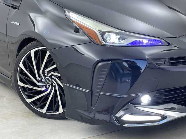 トヨタ プリウス A 新潟県 2019(令1)年 7万km 黒 純正ナビ/CD/DVD/BT/フルセグ/バックカメラ/LEDヘッドライト/デジタルインナーミラー/ステアリングスイッチ/純正エンジンスターター/BSM/コーナーセンサー前後/純正フロアマット/ドライブレコーダー/レーンアシスト/オートライト/レーダークルーズコントロール