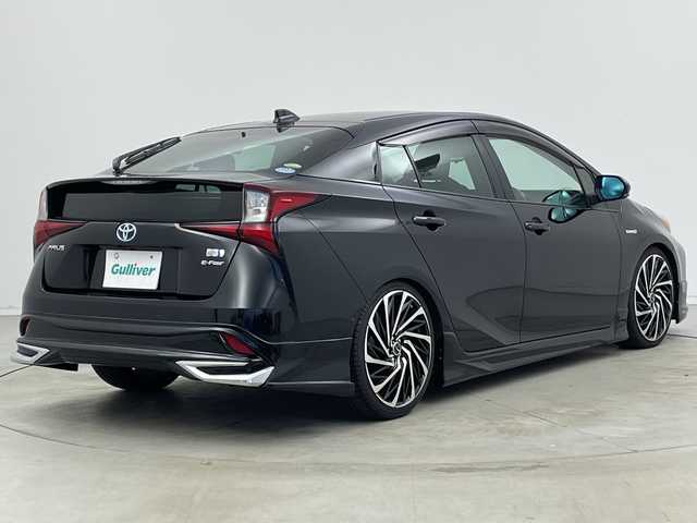 トヨタ プリウス A 新潟県 2019(令1)年 7万km 黒 純正ナビ/CD/DVD/BT/フルセグ/バックカメラ/LEDヘッドライト/デジタルインナーミラー/ステアリングスイッチ/純正エンジンスターター/BSM/コーナーセンサー前後/純正フロアマット/ドライブレコーダー/レーンアシスト/オートライト/レーダークルーズコントロール