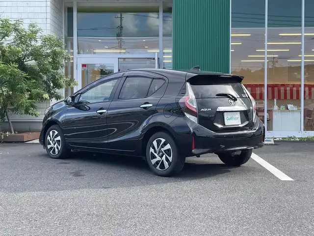 トヨタ アクア S スタイルブラック 岡山県 2020(令2)年 5.9万km ブラック 純正9インチナビ　NSZT-Y68T/フルセグＴＶ、CD、DVD、Bluetooth、AM、FM/全方位カメラ/ビルトインETC/トヨタセーフティセンス/オートハイビーム/ドライブレコーダー