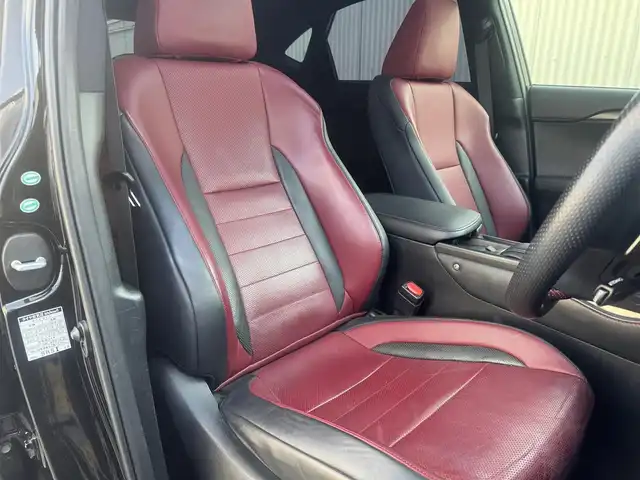 レクサス ＮＸ 200t Fスポーツ 広島県 2015(平27)年 7.3万km スターライトブラックガラスフレーク MOPムーンルーフ/MOPルーフレール/MOP三眼LEDヘッドランプ/MOP18インチ5本ツインスポーク切削光輝ブラック塗装アルミホイール/ドライブモードセレクト/専用革スポーツシート/運転席&助手席/・パワーシート/・シートヒーター/・シートベンチレーション/MOPパワーバックドア/SDナビゲーションシステム/・フルセグテレビ/・CD&DVD&Blu-ray再生可/・Bluetooth/・バックガイドモニター/・サイドモニター/ビルトインETC/ドライブレコーダー/クルーズコントロール/MOPクリアランスソナー&バックソナー/フロアマット/新車保証書有/取扱説明書有/MOP（メーカーオプション）