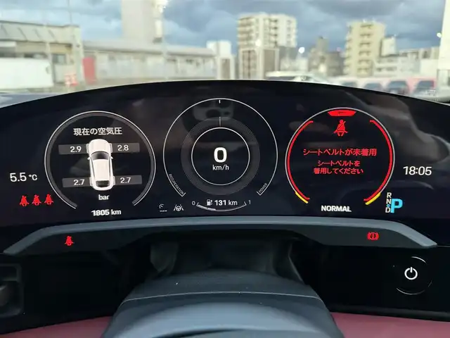 ポルシェ ポルシェ タイカン クロスツーリスモ 4 広島県 2024(令6)年 0.2万km 白 ワンオーナー/オフロードデザインパッケージ/固定式パノラマルーフ/パワーステアリングプラス/ポルシェクレストヘッドレスト/シートヒーター（フロント・リア）/スポーツクロノパッケージ/純正ナビ・全方位カメラ/BOSEサウンドシステム/パッセンジャーディスプレイ/アンビエントライト/20インチオフロードデザインホイール/4+1シート/電動充電ポートカバー/保証書あり/取扱説明書あり